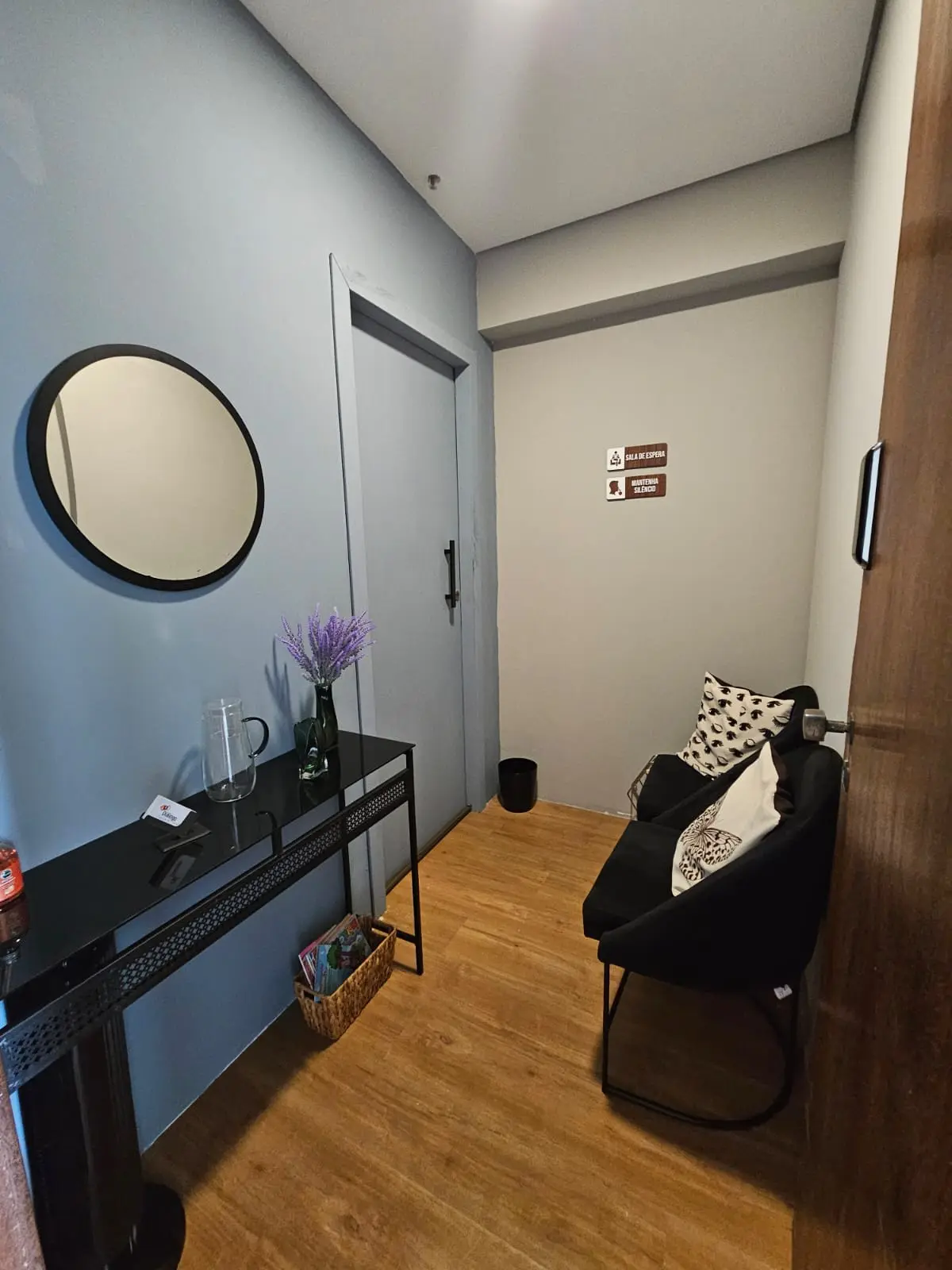 Sala de espera / consultório 2